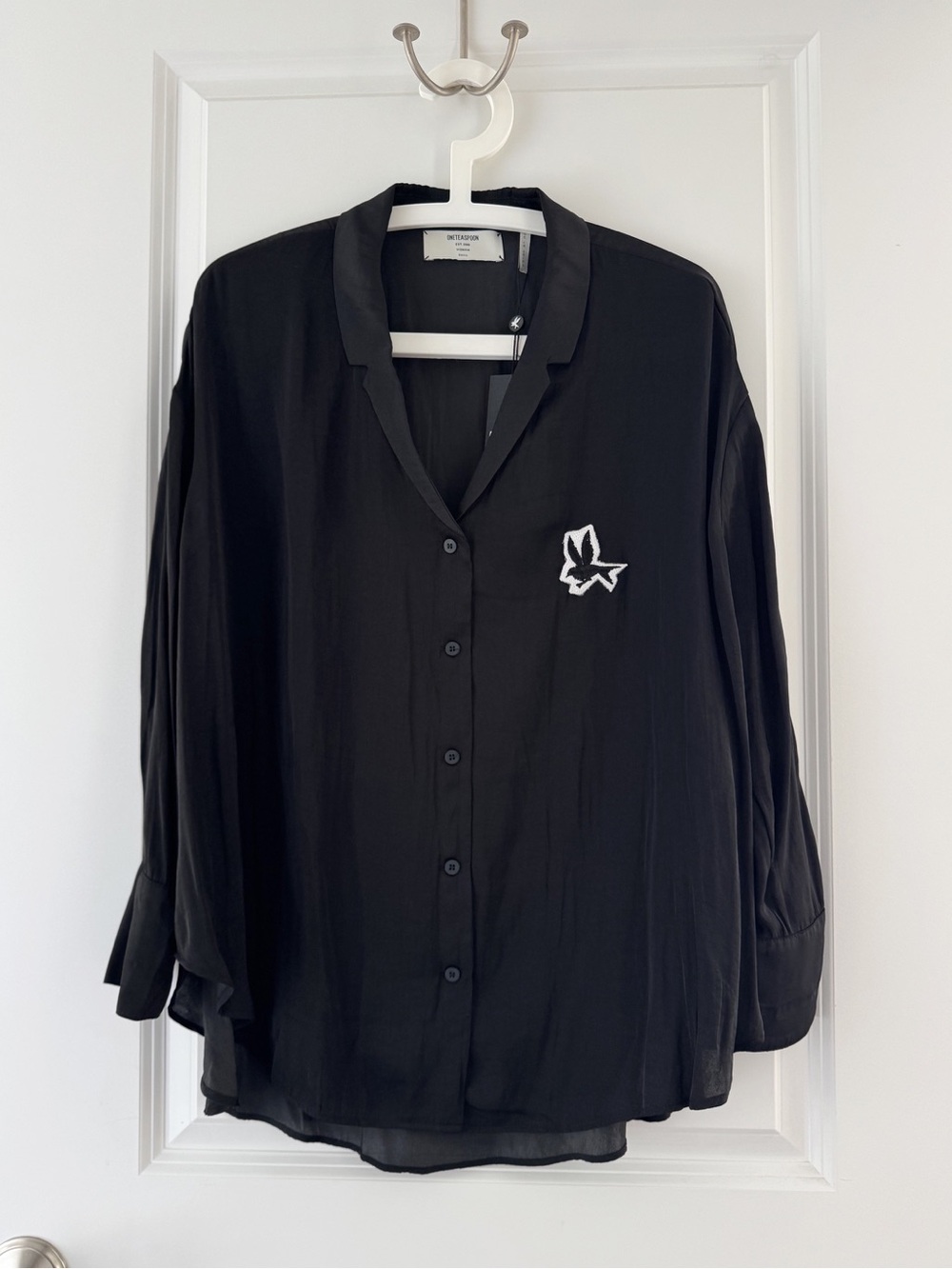 ONE TEASPOON Black Silky Split Sleeve Shirt – One Size – NWT